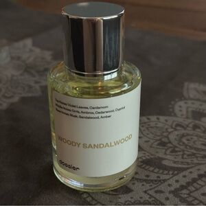 Dossier Woody Sandalwood Perfume